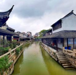 黔灵山国潮文化旅游首次延迟闭园